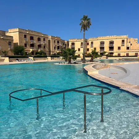 Chambray - 2 Bedroom With Pool And Views Għajnsielem