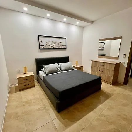 Chambray - 2 Bedroom With Pool And Views * Għajnsielem
