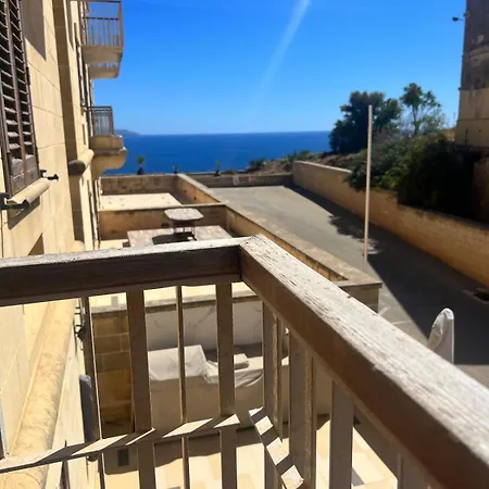 Apartamento Chambray - 2 Bedroom With Pool And Views Ghajnsielem