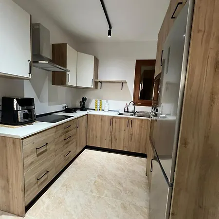 Chambray - 2 Bedroom With Pool And Views Apartamento