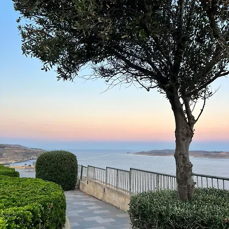 Chambray - 2 Bedroom With Pool And Views * Ghajnsielem
